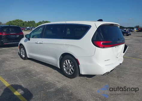 2024 Chrysler Pacifica Touring L из США, поврежденный, VIN 2C4RC1BG9RR152103